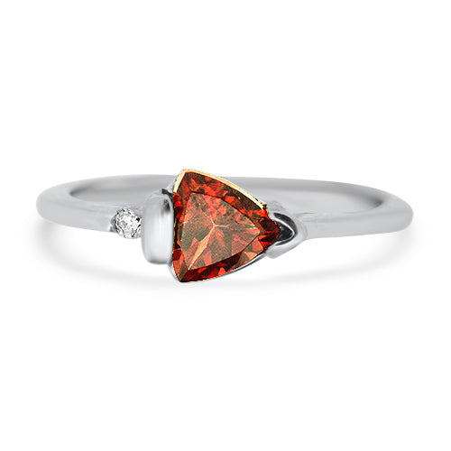 Garnet & Diamond Ring